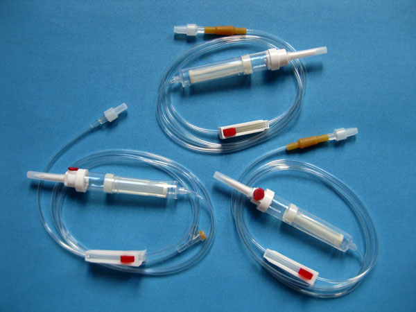 D03-Transfusion Set