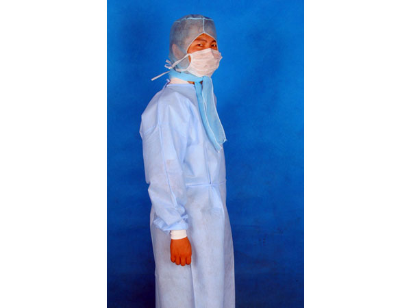 B16-Surgical Gown